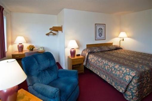фото отеля Americas Best Value Inn & Suites International Falls