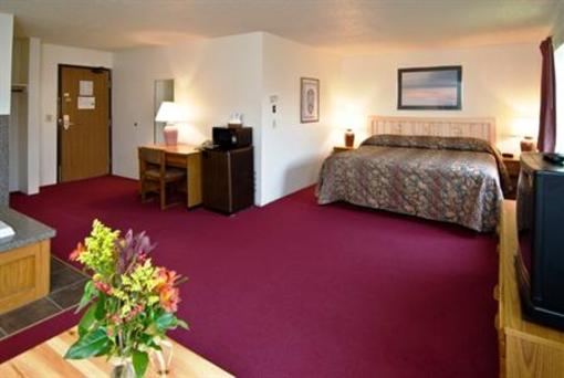 фото отеля Americas Best Value Inn & Suites International Falls