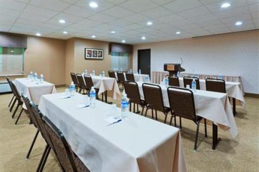 фото отеля Holiday Inn Express Hotel And Suites Ashtabula
