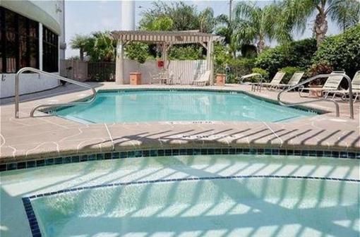фото отеля Holiday Inn Express Suites Mission-Mcallen Area
