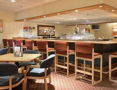 фото отеля Ramada Inn University Fresno (California)