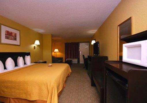 фото отеля Quality Inn Orlando Airport