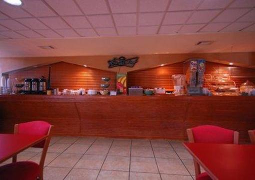 фото отеля Quality Inn Orlando Airport