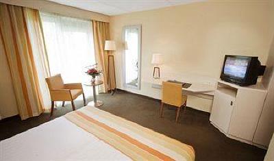 фото отеля Tulip Inn Leiderdorp