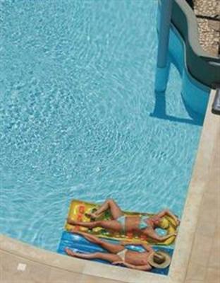 фото отеля Alia Club Beach Hotel Apartments