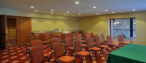 фото отеля DoubleTree Resort & Spa by Hilton Brian Head