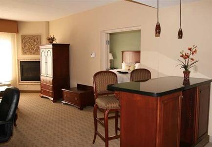 фото отеля Hampton Inn & Suites Youngstown