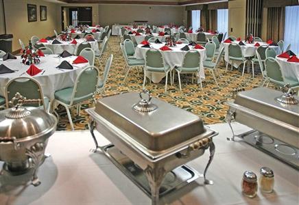 фото отеля Hampton Inn & Suites Youngstown