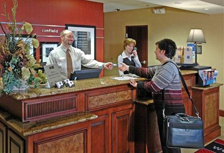 фото отеля Hampton Inn & Suites Youngstown