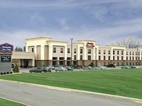 Hampton Inn & Suites Youngstown