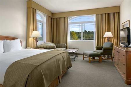 фото отеля Hilton Santa Cruz / Scotts Valley