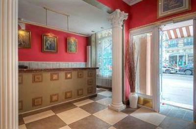 фото отеля Hotel Maubeuge Gare Du Nord