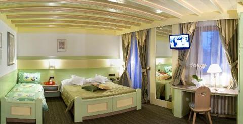 фото отеля Hotel Ladinia Pozza di Fassa