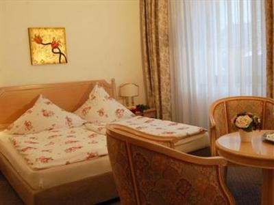 фото отеля Kleefelder Hof Hotel