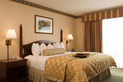 фото отеля Embassy Suites Hotel Boston Marlborough