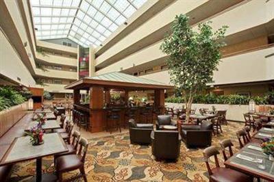 фото отеля Embassy Suites Hotel Boston Marlborough