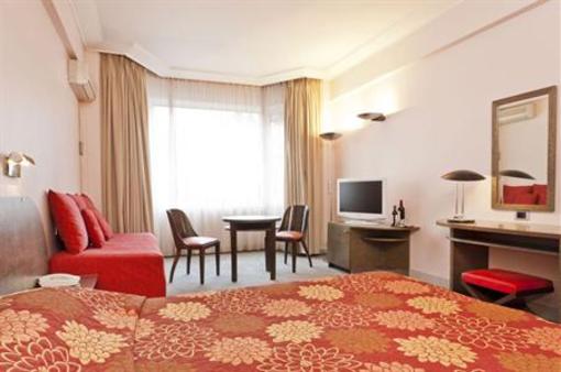 фото отеля Hotel Regina De Passy Paris