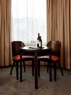фото отеля Hotel Regina De Passy Paris