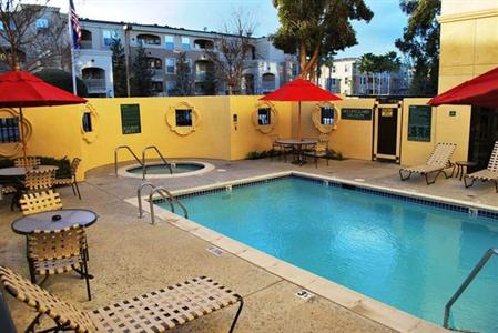 фото отеля Hilton Garden Inn Cupertino
