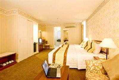 фото отеля New Epoch Hotel