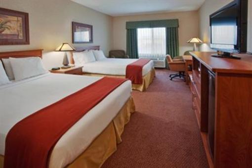 фото отеля Holiday Inn Express Hotel & Suites Manteca