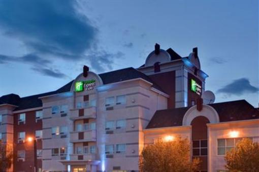 фото отеля Holiday Inn Express Lethbridge