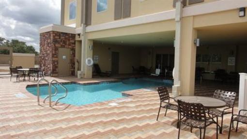 фото отеля Holiday Inn Express Suites George West