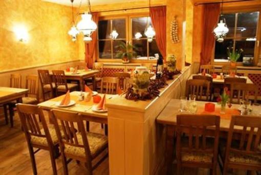 фото отеля Gasthof Chiemseefischer Grabenstätt
