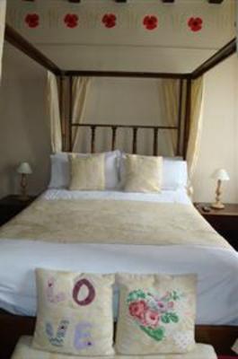 фото отеля The Kings Head Hotel Bungay
