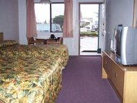 Sumner Motor Inn