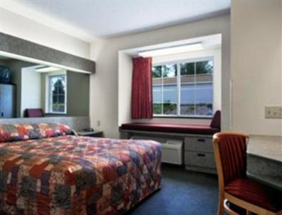 фото отеля Microtel Inns & Suites Marienville