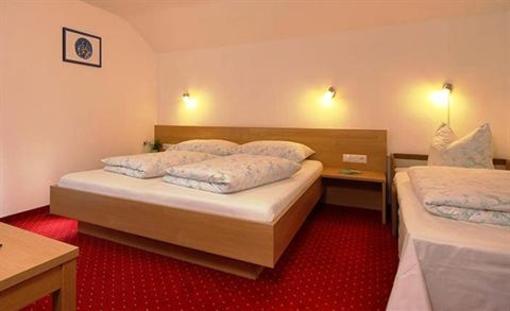 фото отеля Haus Hubertus Pension
