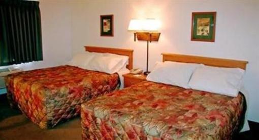 фото отеля AmericInn Motel Medford