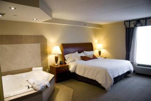 фото отеля Hilton Garden Inn Niagara-on-the-Lake
