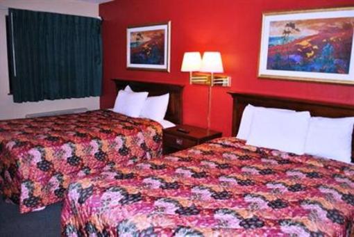 фото отеля Americas Best Value Inn Chisago City