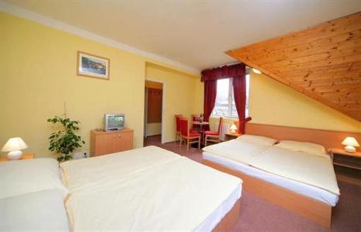 фото отеля Harrachov Inn