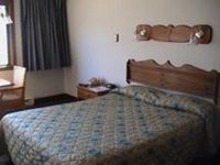 Kings Inn and Suites Putnam