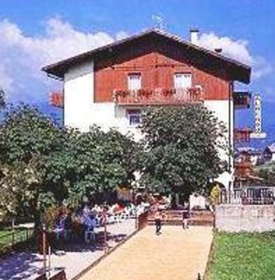 фото отеля Albergo Bucaneve Ronzone
