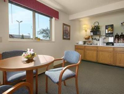фото отеля Super 8 Motel Mendota
