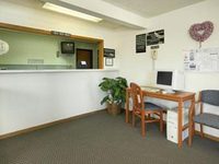 Super 8 Motel Mendota
