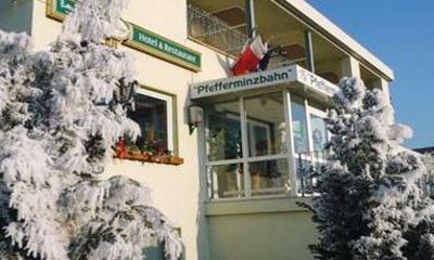 фото отеля Hotel & Restaurant Pfefferminzbahn Kölleda