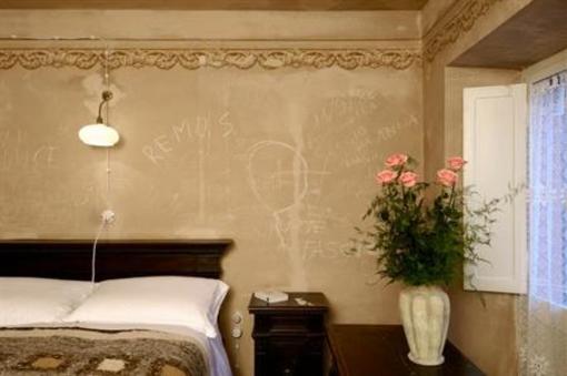 фото отеля Hotel Antico Furlo