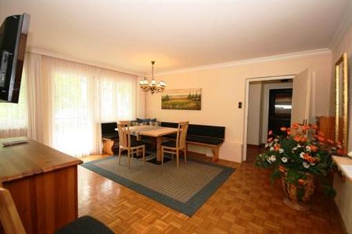 фото отеля Appartements Stocker - Zur Schmiede