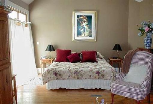 фото отеля Highland Lake Inn