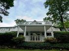 фото отеля Highland Lake Inn