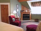 фото отеля Highland Lake Inn