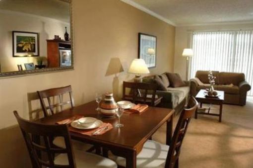 фото отеля Oakwood Apartments Long Beach Marina