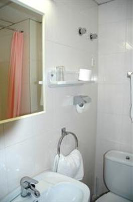 фото отеля Hostal Olga Calonge