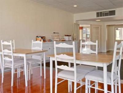 фото отеля Super 8 Hardeeville