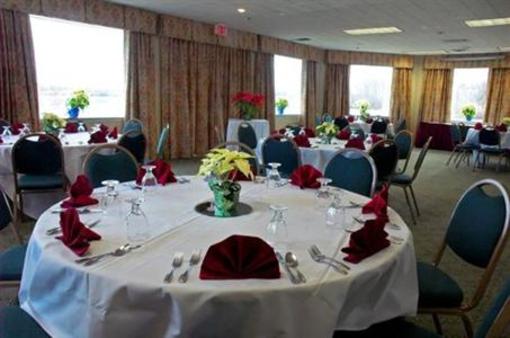 фото отеля Clarion Inn Wakefield